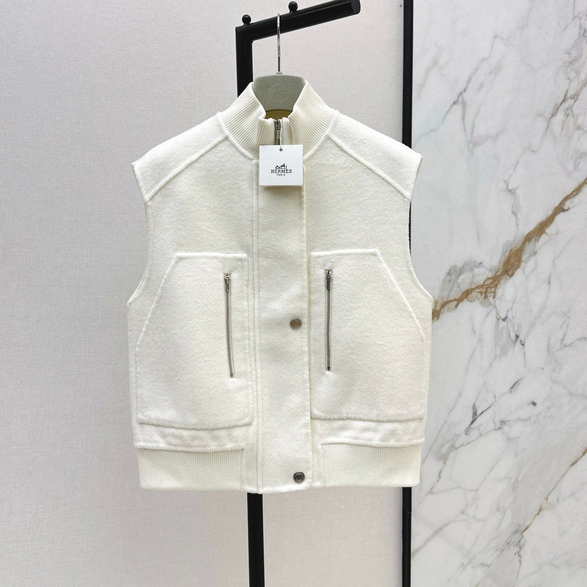 HERMES 25S SLEEVELESS JACKET 526962