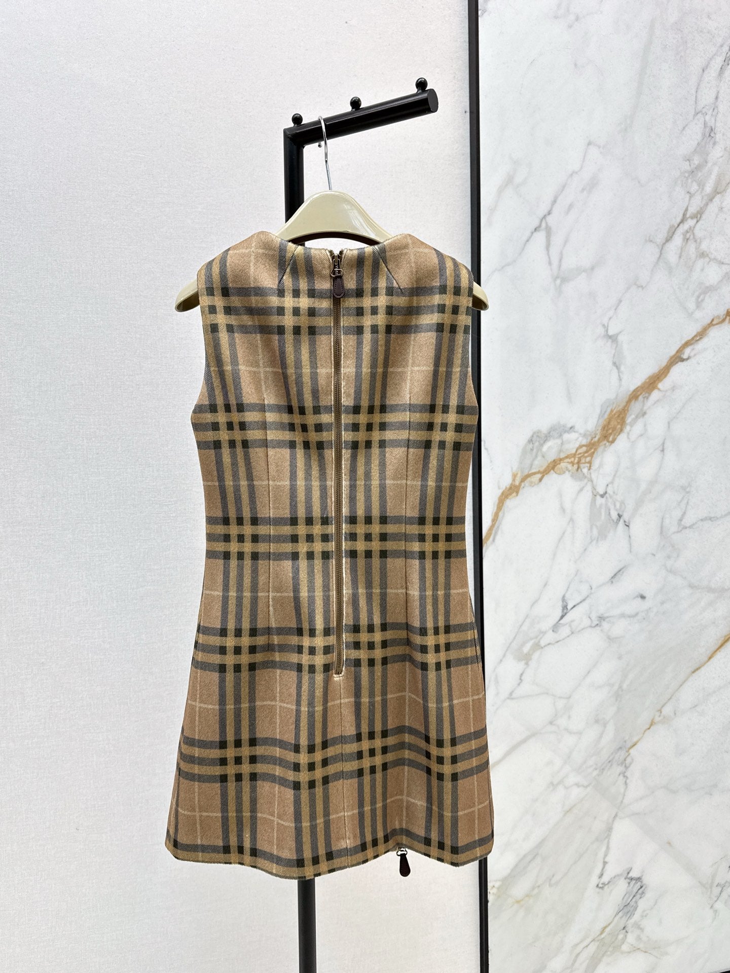 BURBERRY 25S PLAID VEST DRESS 099