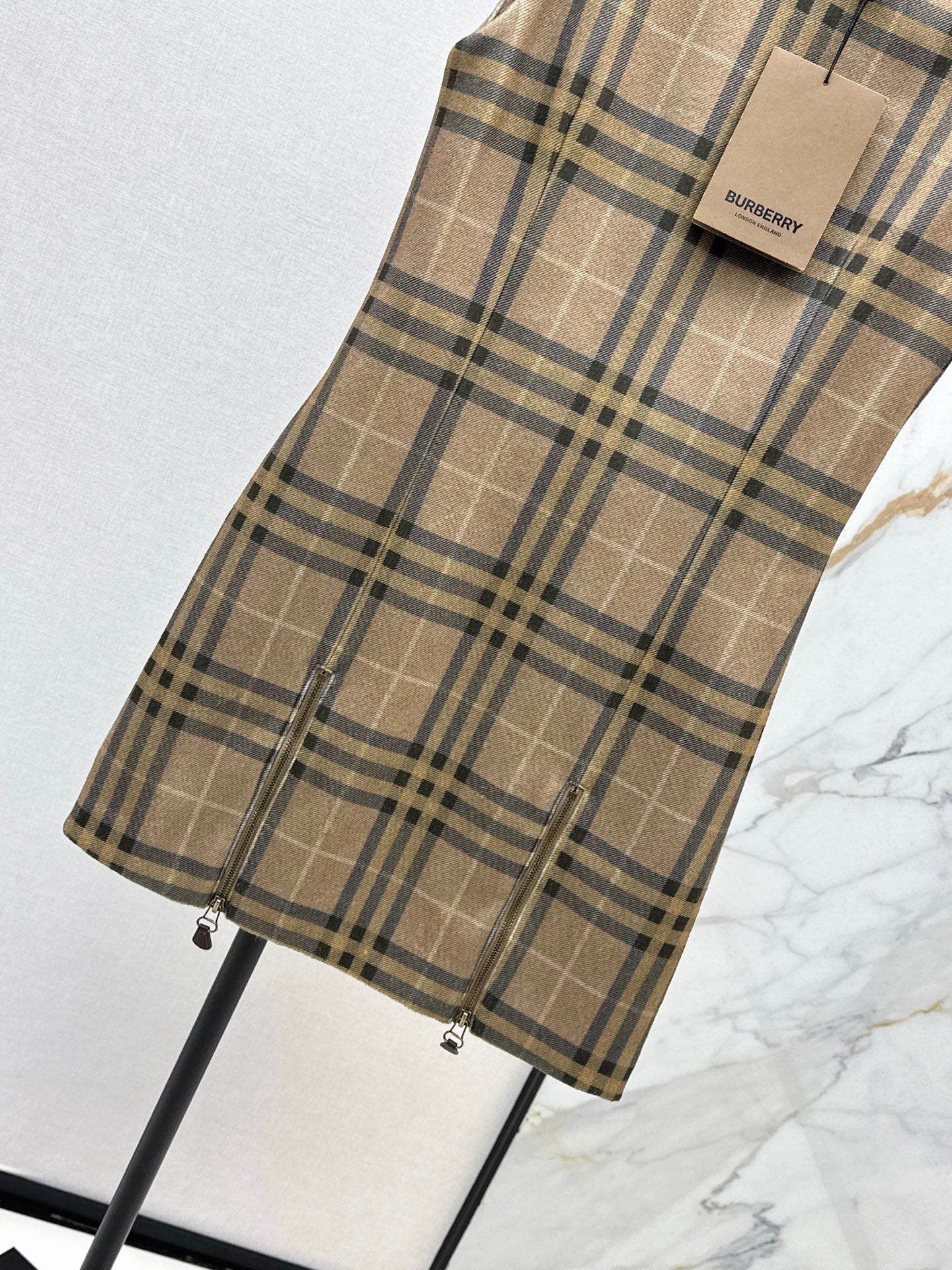BURBERRY 25S PLAID VEST DRESS 099
