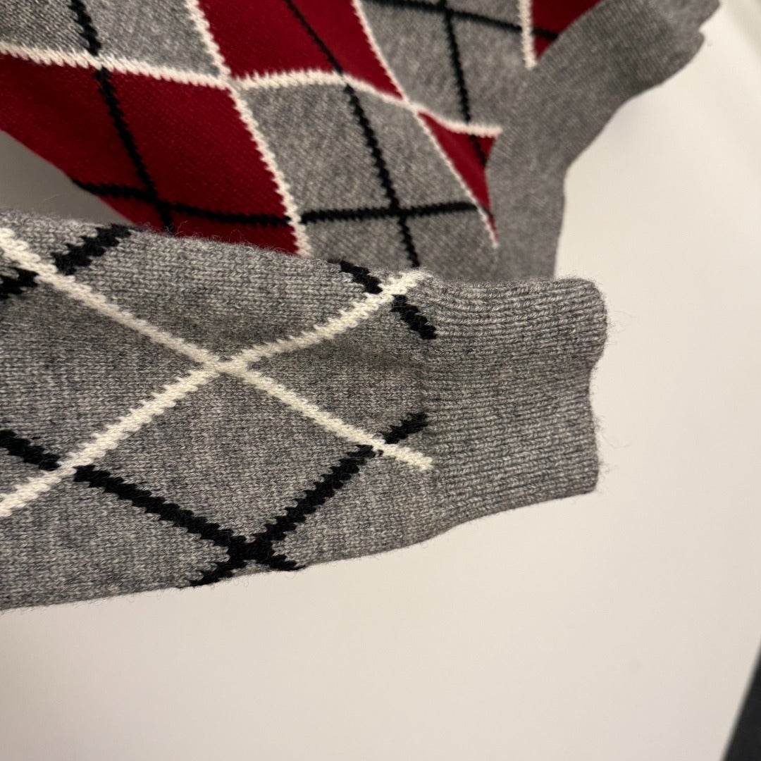 GUCCI 26S SWEATER 128