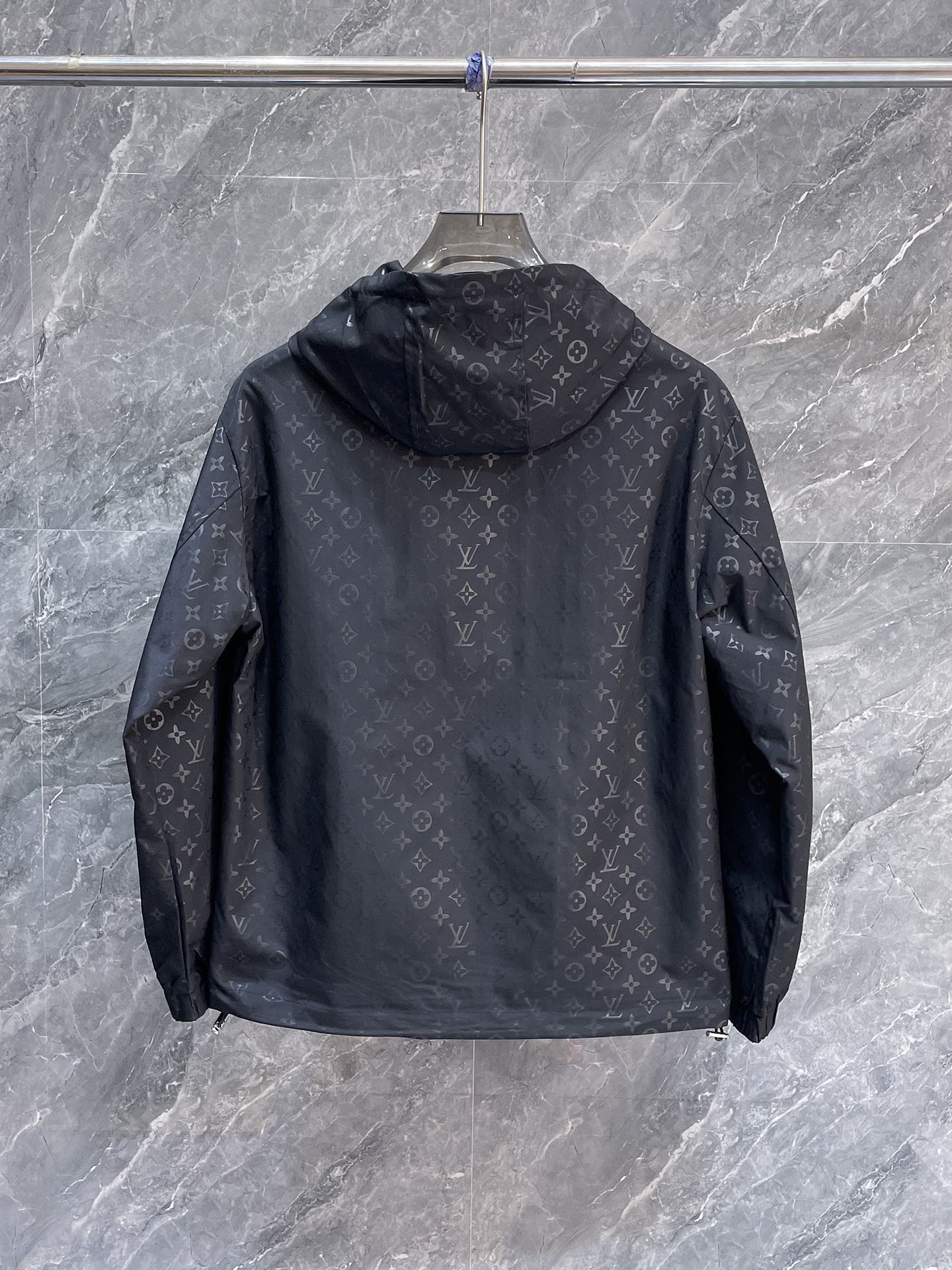 LV BLACK MONOGRAM JACKET 239555