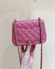CHANEL 25S FLAP BAG 17 CM IN PINK LAMBSKIN WITH GOLD HARDWARE