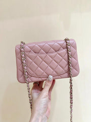 CHANEL 25S FLAP BAG 20 CM IN LIGHT PINK LAMBSKIN WITH GOLD HARDWARE