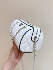CHANEL 25S CLUTCH WITH CHAIN 18 IN WHITE LAMBSKIN