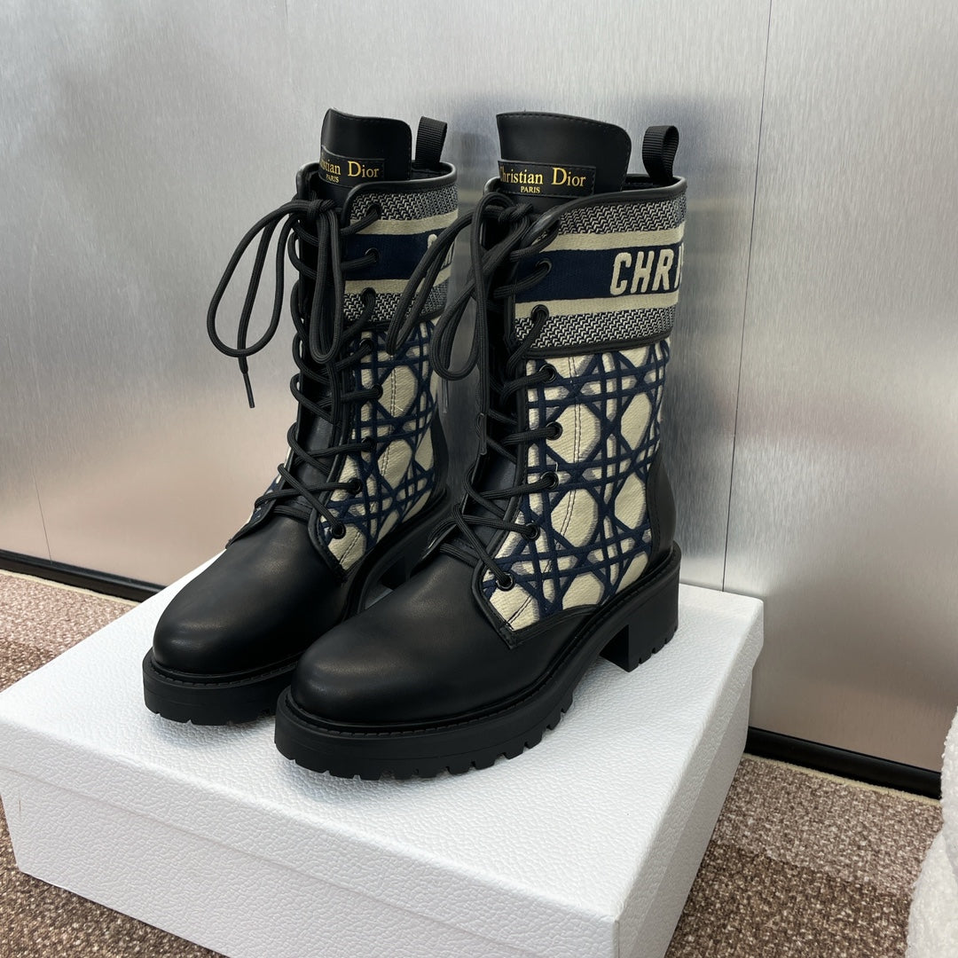DIOR 25S D-MAJOR ANKLE BOOT MACROCANNAGE DEEP BLUE BEIGE 45MM IN BLACK CALFSKIN