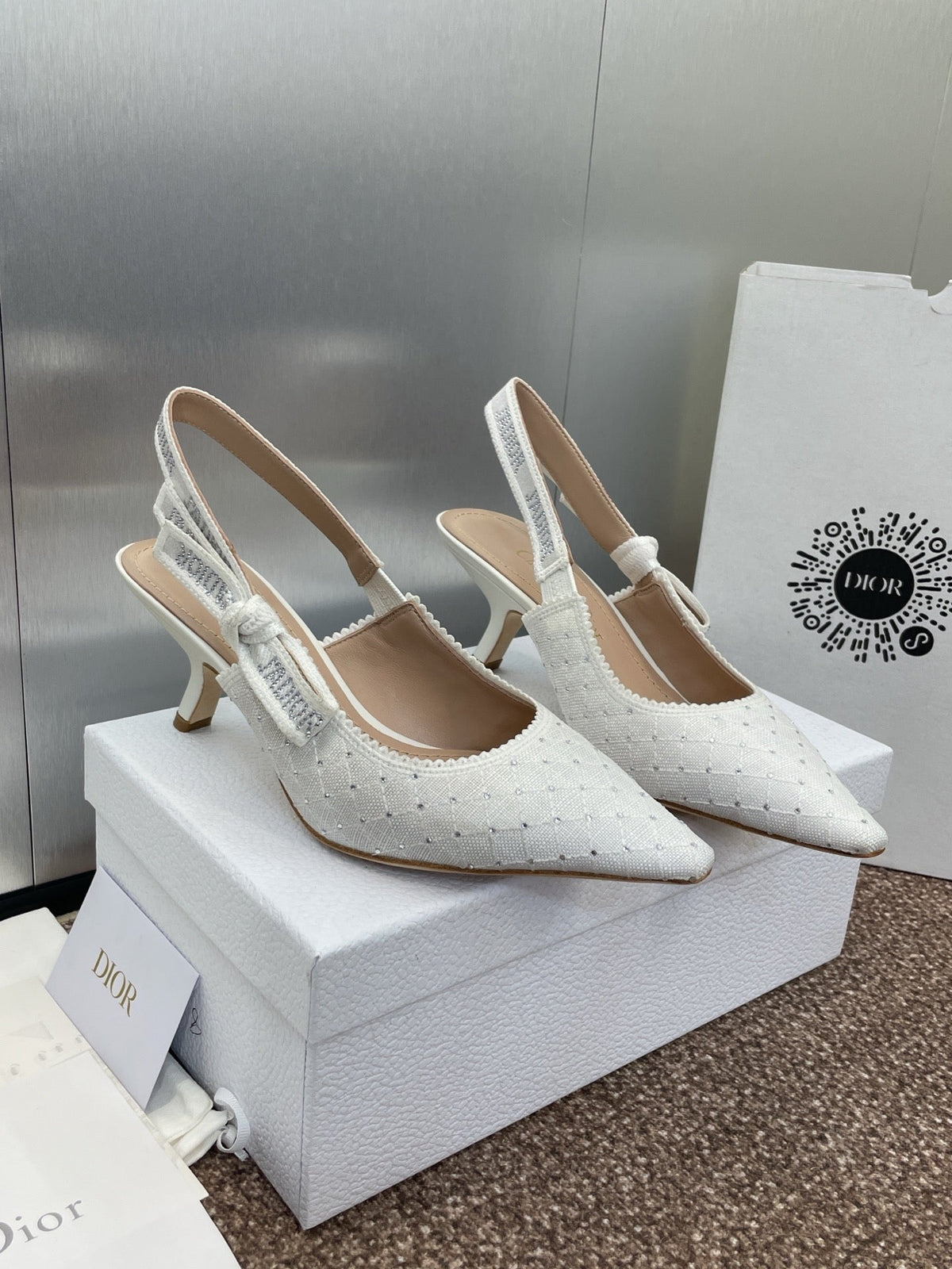 J'ADIOR SLINGBACK 25S PUMP 65MM IN WHITE FABRIC EMBOSSED CRYSTAL