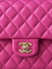 CHANEL 25S CLASSIC FLAP BAG 25 CM IN PINK LAMBSKIN WITH GOLD HARDWARE