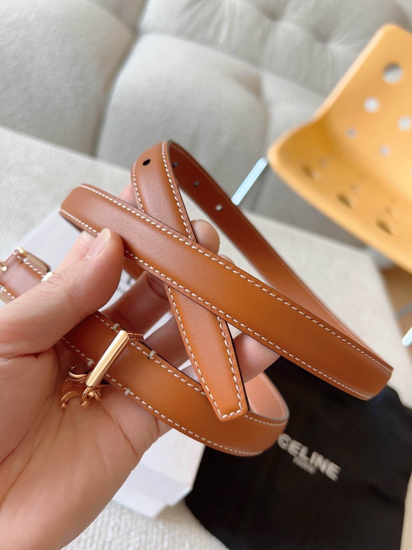 CL BELT 18MM IN BROWN TAURILLON CALFSKIN GOLD BUCKLE