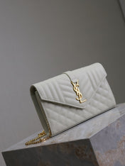 ENVELOPE CHAIN BAG 22 IN LIGHT GRAY LAMBSKIN GOLD HARDWARE