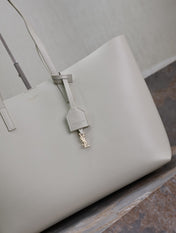 SHOPPING TOTE BAG 38 IN WHITE CALFSKIN