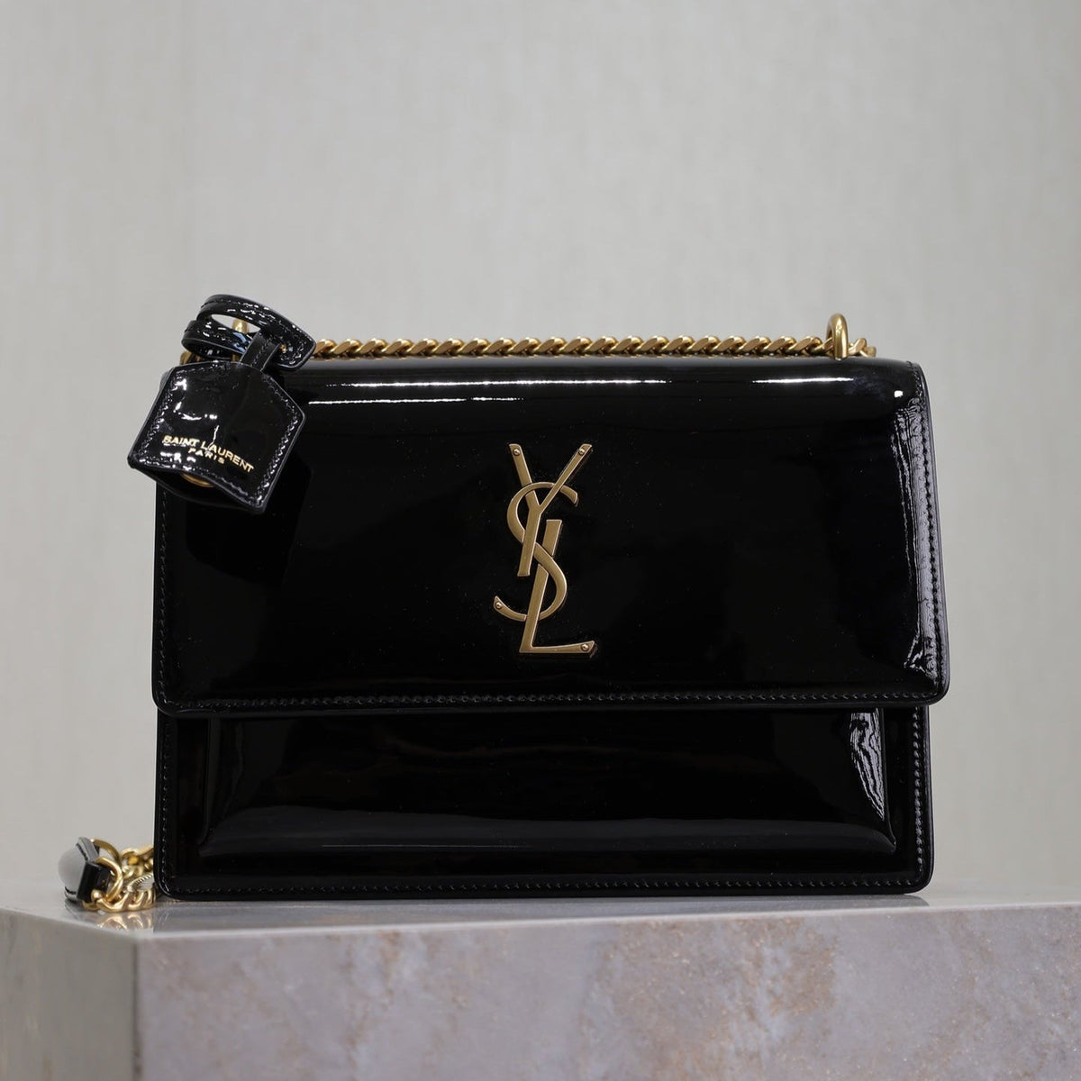 YSL 25S SUNSET MEDIUM 22 IN BLACK SHINY CALFSKIN GOLD HARDWARE
