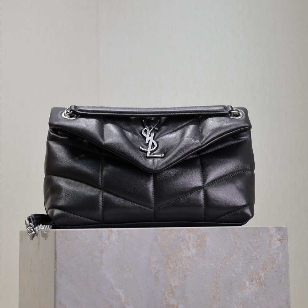 YSL 25S LOULOU PUFFER MM 29 IN BLACK CALFSKIN SILVER HARDWARE