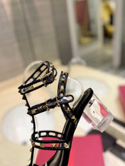 ROCKSTUD SANDAL WITH STRAP IN BLACK CALFSKIN 60 MM