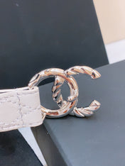 DOUBLE C BELT 20MM IN WHITE CALFSKIN WITH QUILTED STITCHING SPIRAL SILVER BUCKLE