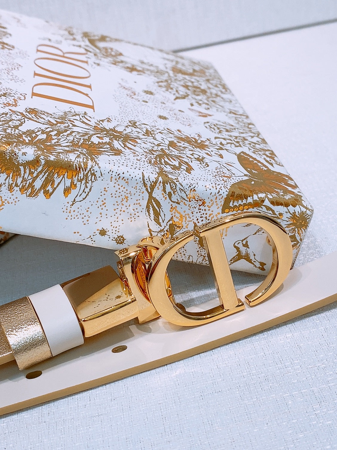 DIOR 25S BELT 20 MM IN METALLIC GOLD CALFSKIN 572893