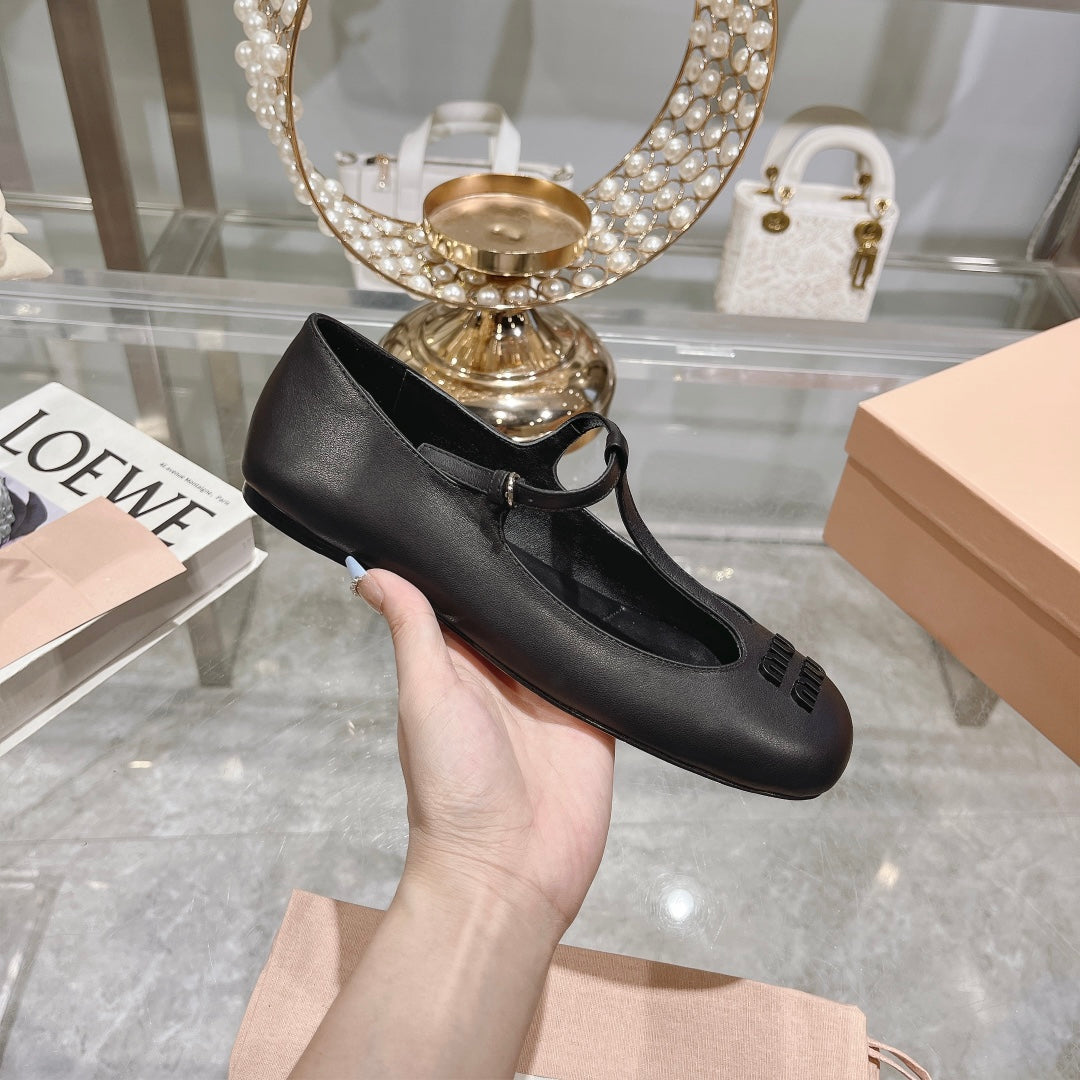 MARY JANE SANDAL BLACK WITH T - STRAP SHEEPSKIN