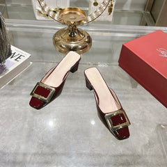 BELLE VIVIER MULES IN BLOOD RED PATENT CALFSKIN
