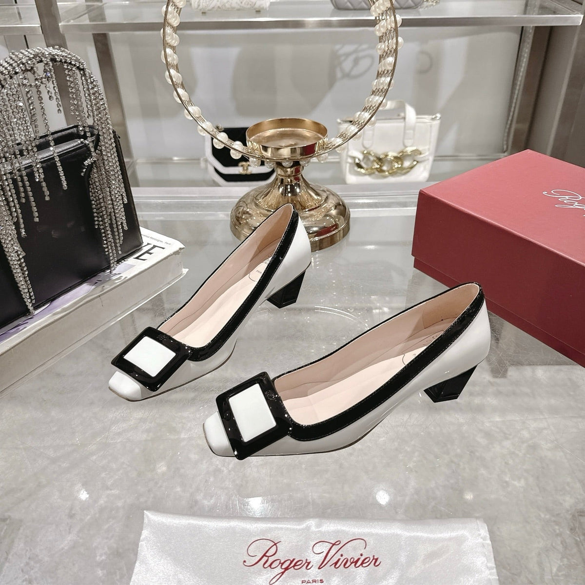 ROGER VIVIER 25S TROMPETTE BALLERINAS 45MM IN WHITE CALFSKIN