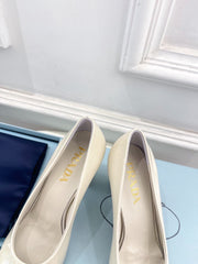 SQUARE TOE HIGH PUMPS IN WHITE GLOSSY CALFSKIN