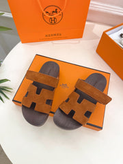 KOS CLOG IN BRONZE BROWN SUEDE