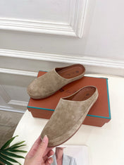 LP 25S MULES IN MOCHA BROWN SUEDE