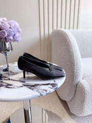 Vlogo Spool Square Toe Black